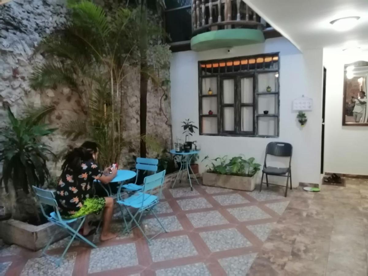 Отель Casa Mama Waldy New Картахена Экстерьер фото