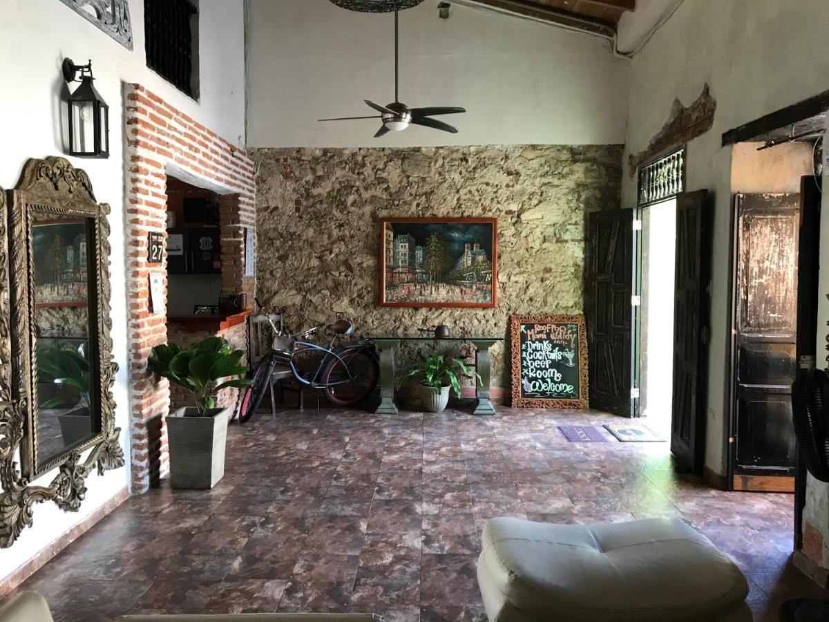 Отель Casa Mama Waldy New Картахена Экстерьер фото