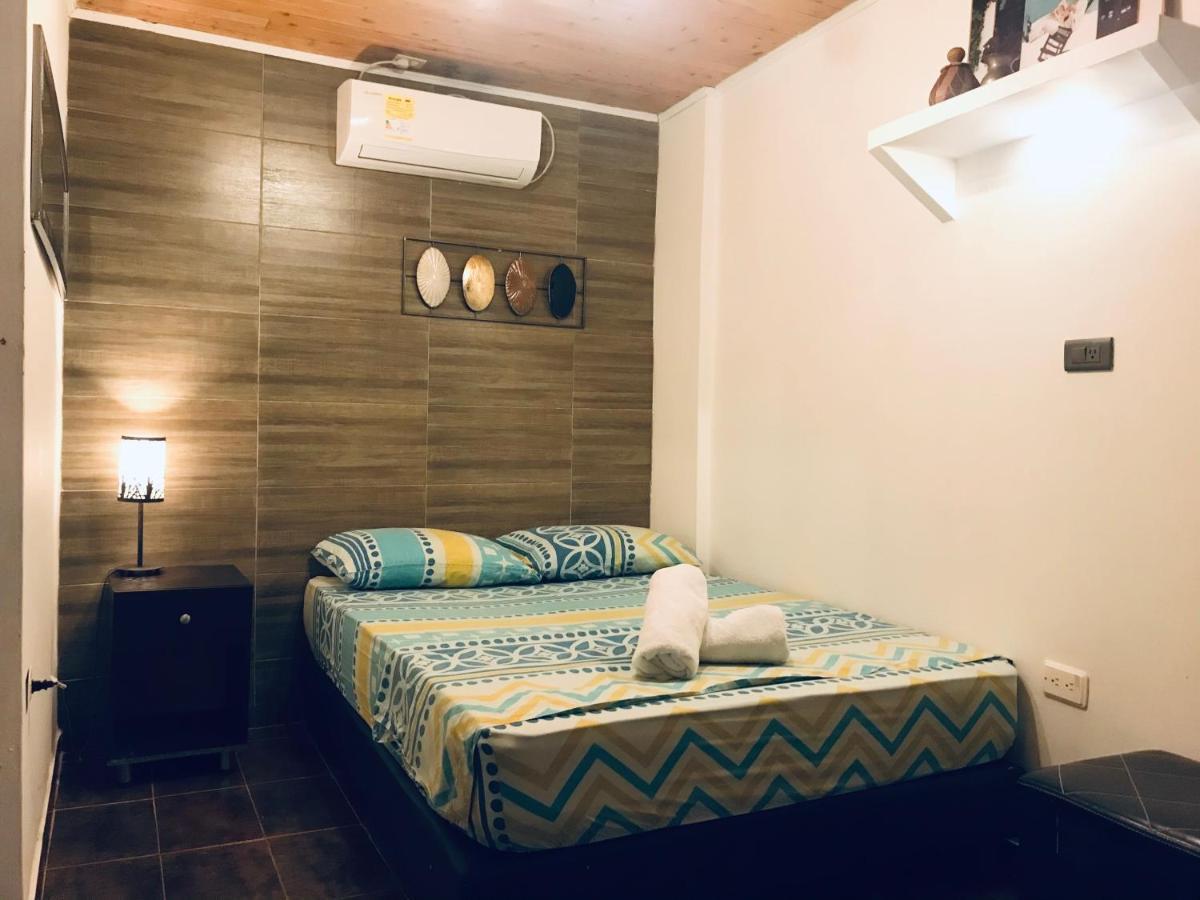 Отель Casa Mama Waldy New Картахена Экстерьер фото