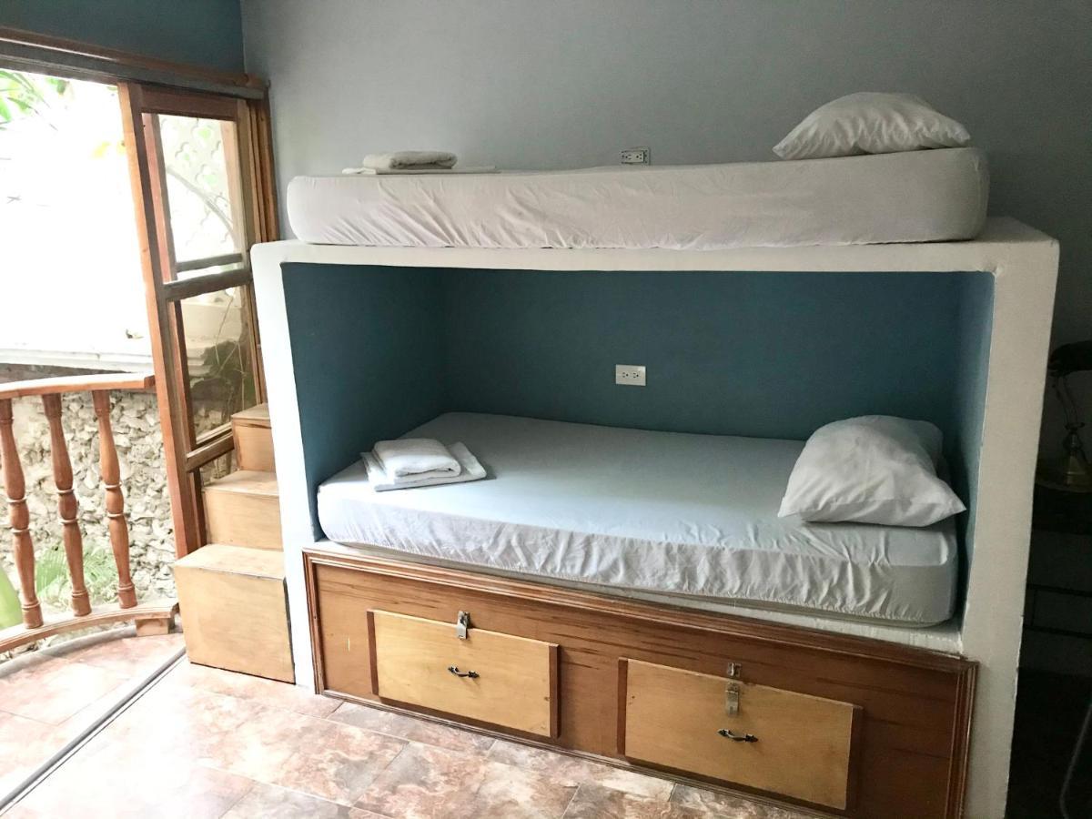 Отель Casa Mama Waldy New Картахена Экстерьер фото