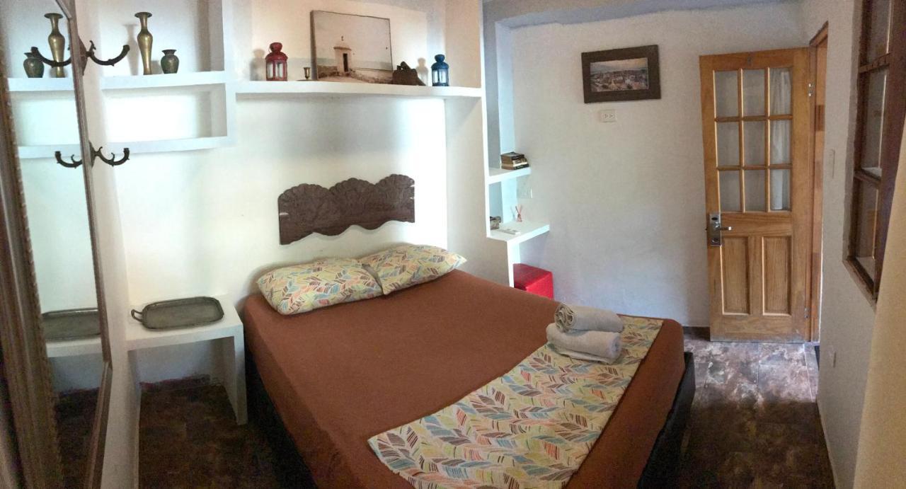 Отель Casa Mama Waldy New Картахена Экстерьер фото