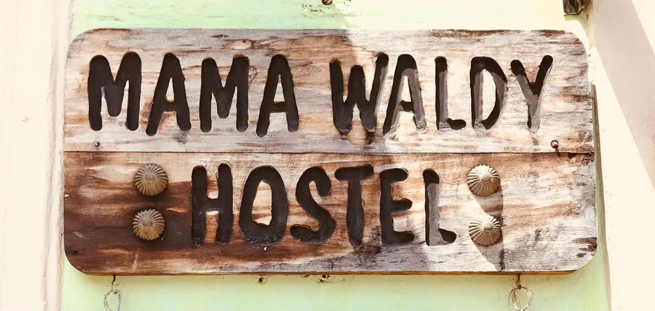 Отель Casa Mama Waldy New Картахена Экстерьер фото