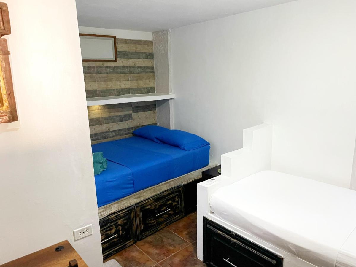 Отель Casa Mama Waldy New Картахена Экстерьер фото